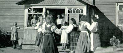 kyl&auml;tanssit